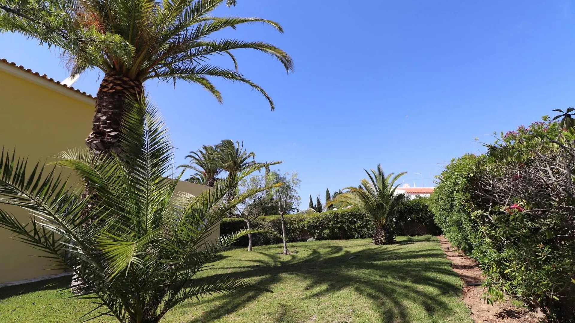 Villa Carvoeiro Ceu Lagoa  Portugal